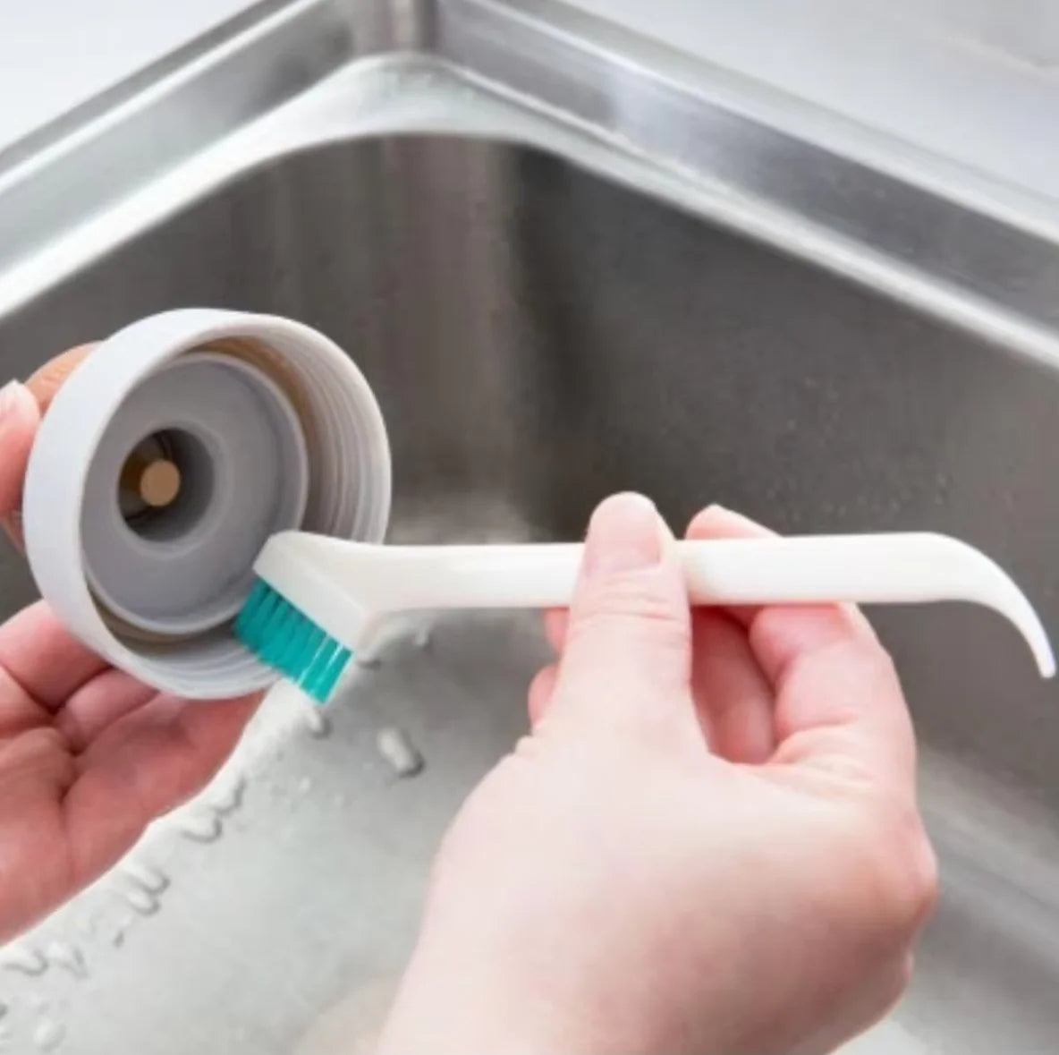 Long-Handle Gap Cleaning Brushes (2 pcs)