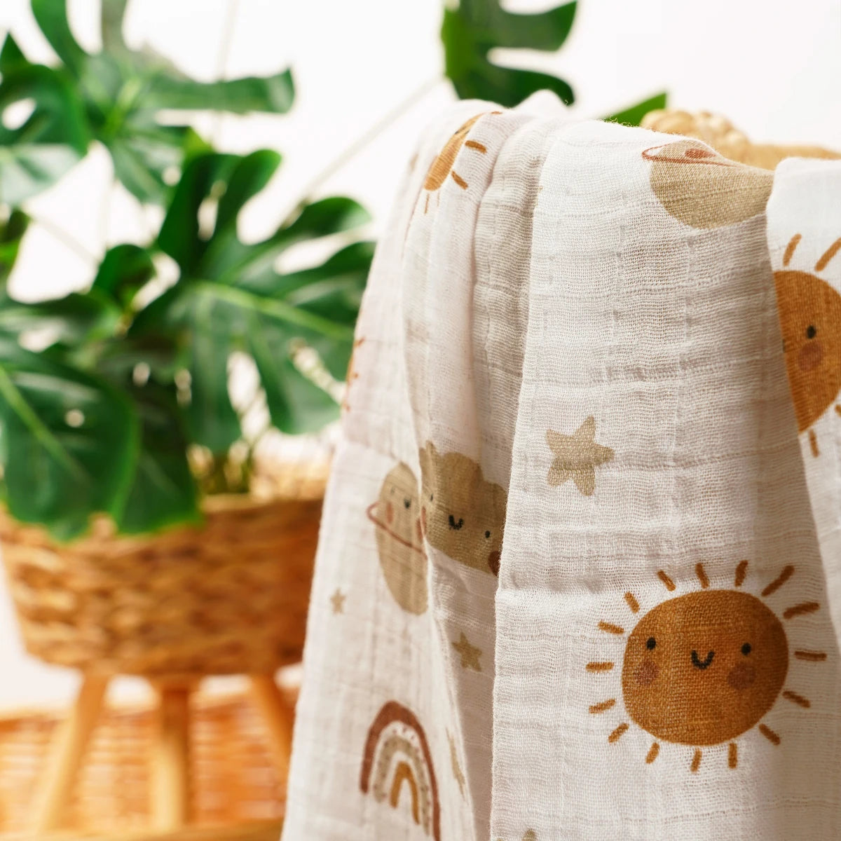 Bamboo Muslin Swaddle Blanket (120 × 110 cm)